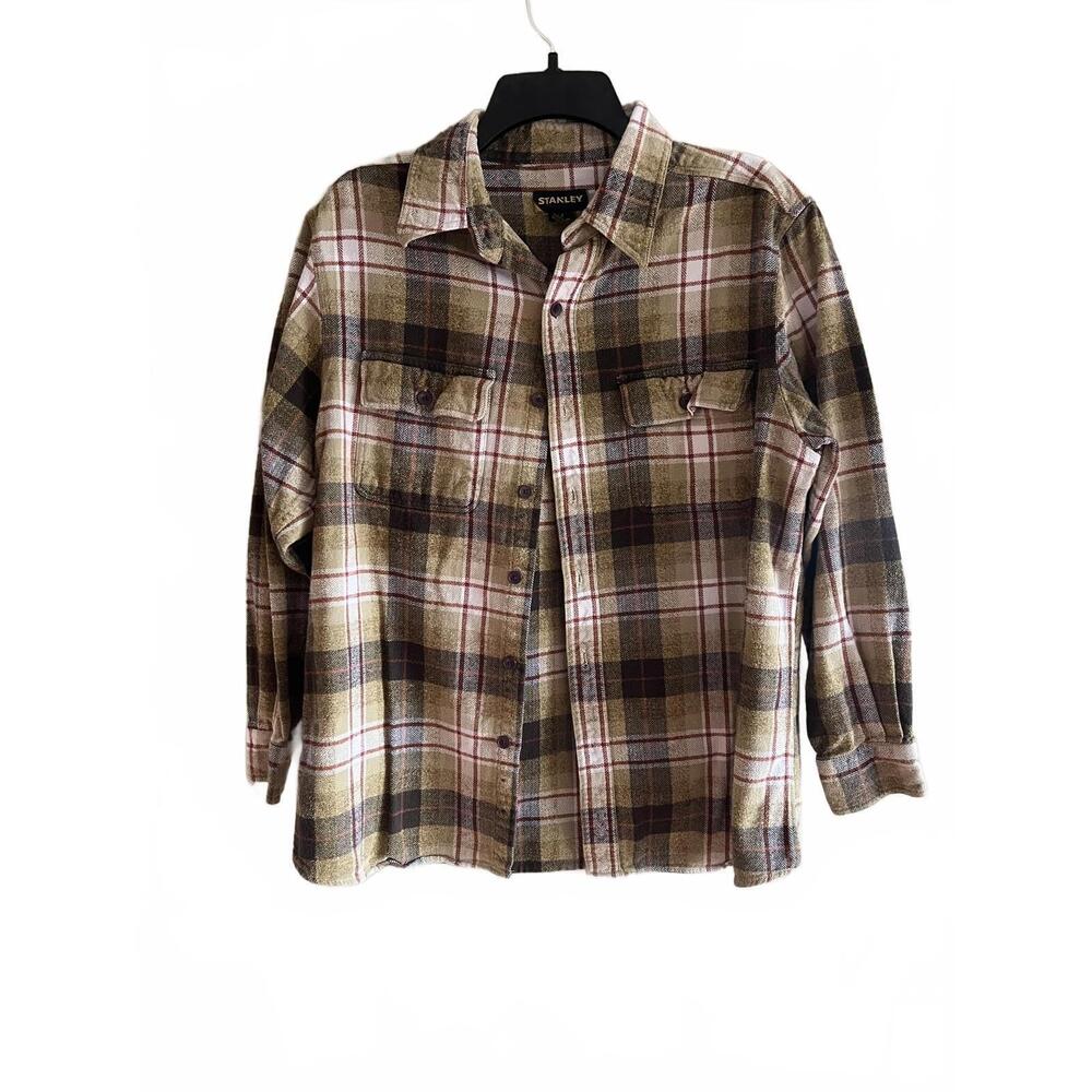 Stanley Medium Plaid Pattern Buttonup Long Sleeves Collared Flannel‎ Shirt
